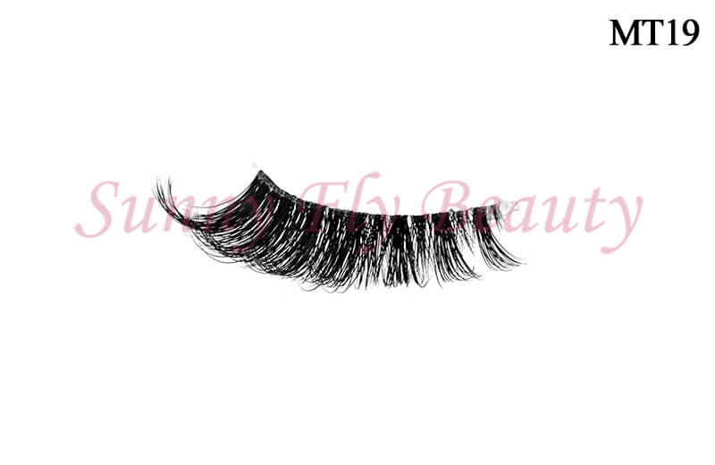 mt19-clear-band-mink-lashes-3.jpg
